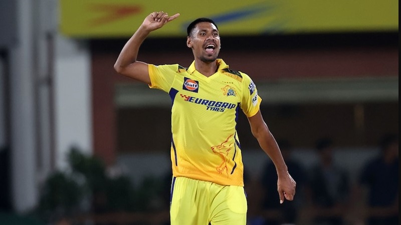 দল পাননি মুস্তাফিজ-রিশাদ